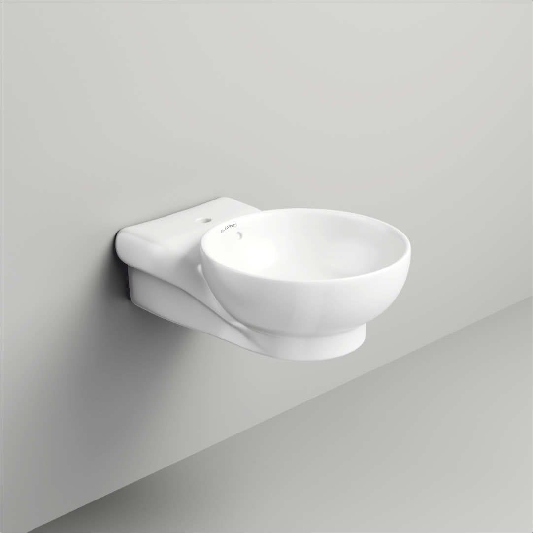 Moxo-Wallhung Basin
